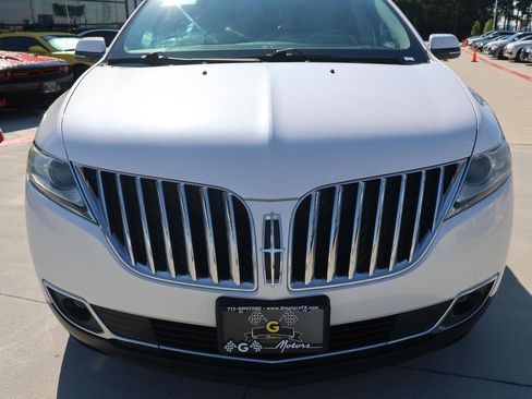 Used 2015 Lincoln MKX FWD w/ Equipment Group 102A image 8