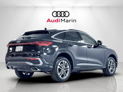Certified 2025 Audi Q5 Premium Plus w/ Premium Plus AWD/4WD image 5