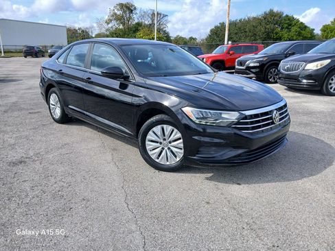 Used 2019 Volkswagen Jetta S w/ Driver Assistance Package image 2