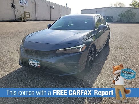 Used 2022 Honda Civic Sport Touring image 2