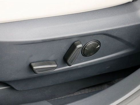 New 2026 Ford Mustang Mach-E Premium image 19