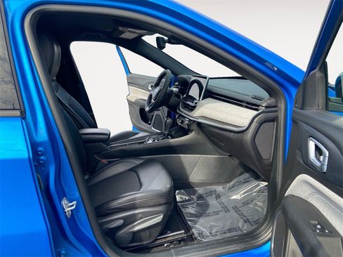 Used 2024 Jeep Compass Latitude image 15