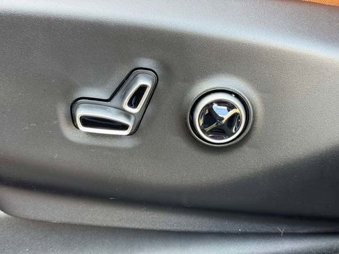 New 2026 Chrysler Pacifica Pinnacle image 28