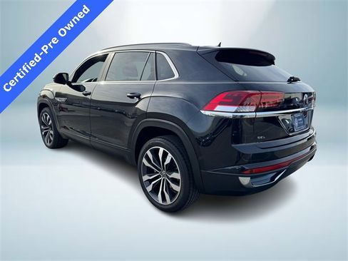 Certified 2021 Volkswagen Atlas Cross Sport SEL image 4