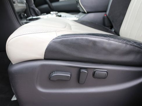 Certified 2019 INFINITI QX80 Limited w/ All-Season Package image 16