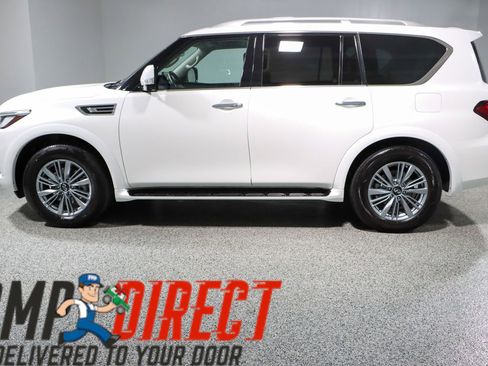 Used 2023 INFINITI QX80 Luxe w/ Cargo Package AWD/4WD image 10