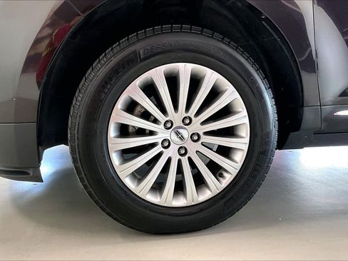Used 2015 Lincoln MKX AWD w/ Olive Ash Wood Package image 7