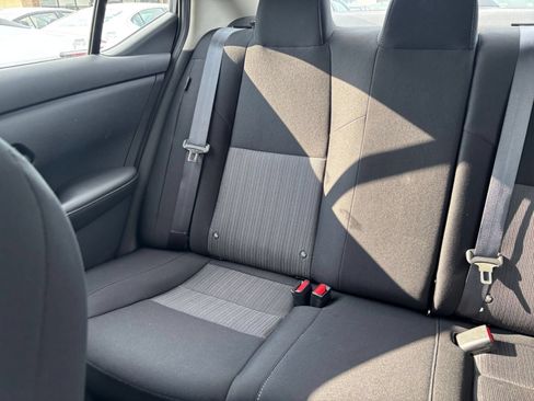 Used 2025 Nissan Sentra SV FWD image 32