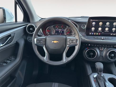 New 2025 Chevrolet Blazer LT w/ Driver Confidence Package image 12