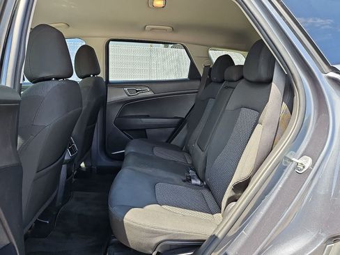 Used 2023 Kia Sportage LX AWD/4WD image 28