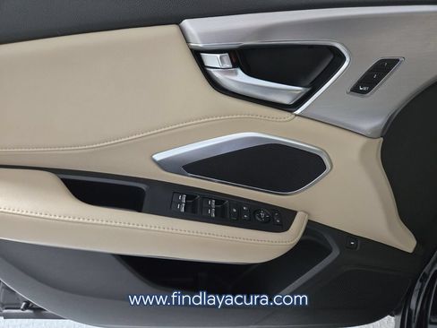 Used 2024 Acura RDX SH-AWD image 20