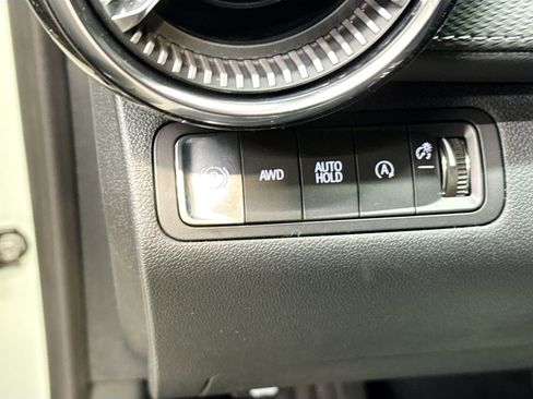 New 2026 Chevrolet Equinox LT w/ Convenience Package II image 11