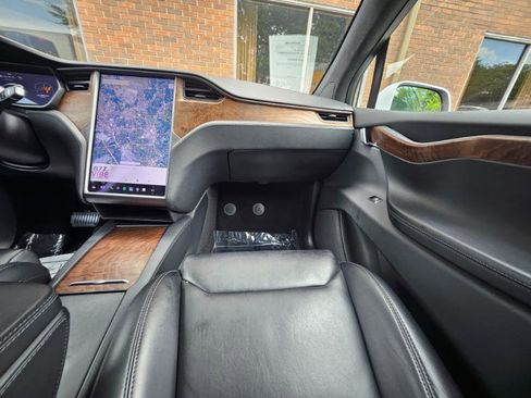 Used 2020 Tesla Model X Long Range AWD/4WD image 61