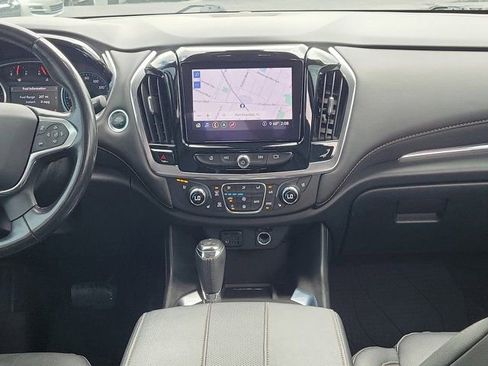 Used 2020 Chevrolet Traverse Premier w/ Redline Edition AWD/4WD image 5