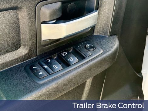 Used 2019 RAM 3500 Tradesman w/ Chrome Appearance Group image 24