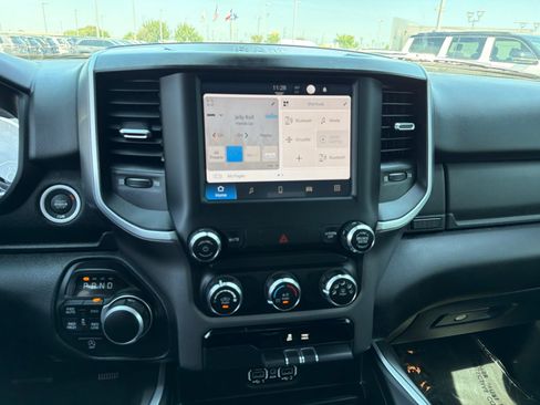 Used 2022 RAM 1500 Big Horn AWD/4WD image 20