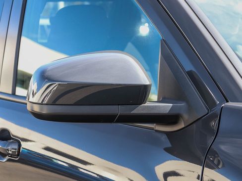 Used 2025 Toyota Tacoma SR5 image 7