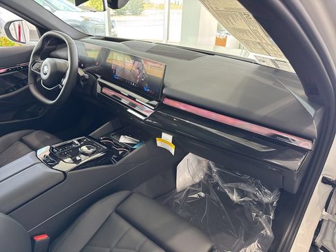 New 2027 BMW 530i xDrive w/ Premium Package AWD/4WD image 54