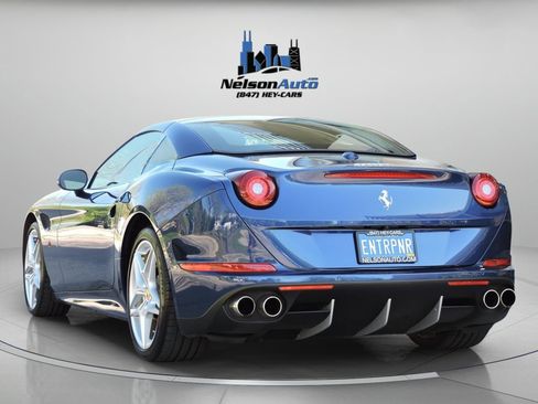 Used 2017 Ferrari California T image 6