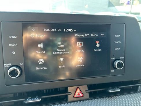 Used 2025 Kia Sportage LX image 30