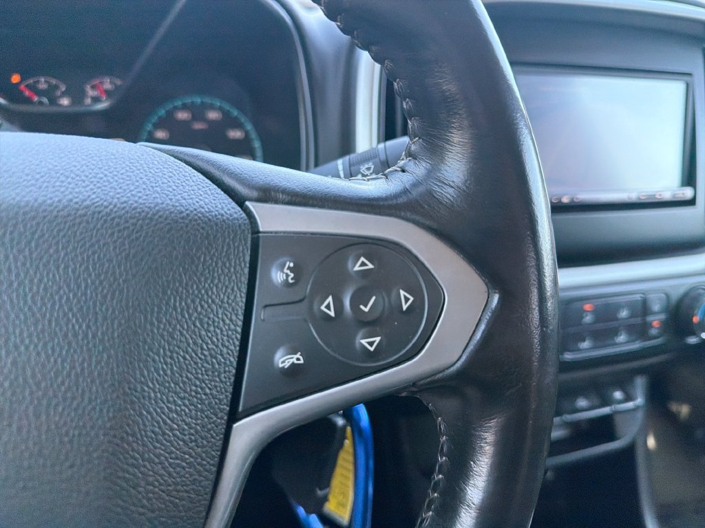 Used 2016 Chevrolet Colorado LT AWD/4WD image 17