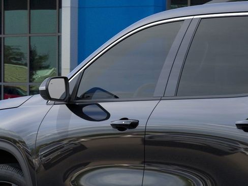 New 2026 Chevrolet Traverse LT w/ Enhanced Driving Package image 12