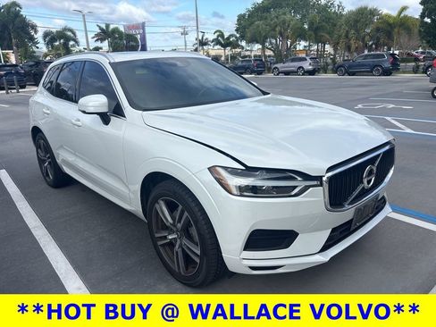 Used 2020 Volvo XC60 T5 Momentum w/ Protection Package Premier image 1