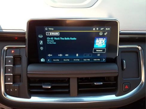 Used 2024 Chevrolet Tahoe RST w/ Luxury Package AWD/4WD image 21