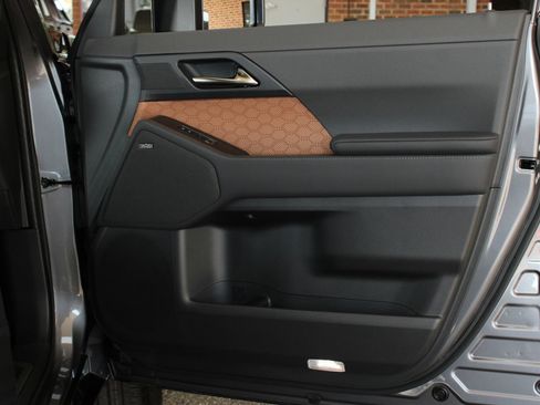 Used 2026 Lexus GX 550 AWD/4WD image 22