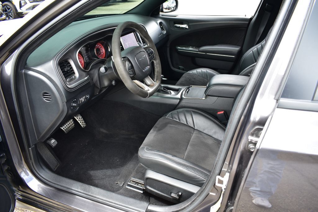 Used 2022 Dodge Charger SRT Hellcat w/ Harman/Kardon Audio Group RWD image 18