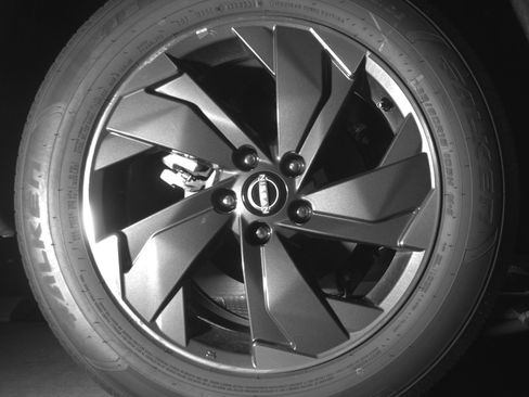 Used 2025 Nissan Rogue SV image 15