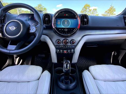 Used 2024 MINI Cooper Countryman S FWD image 25