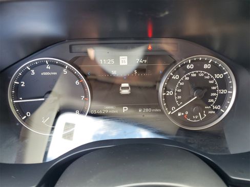 Used 2024 Mitsubishi Outlander SE image 13