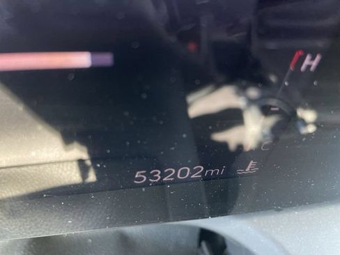 Certified 2024 Buick Encore GX Sport Touring FWD image 12