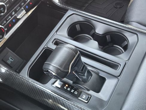 Used 2021 Ford F150 Lariat w/ Equipment Group 502A High image 19