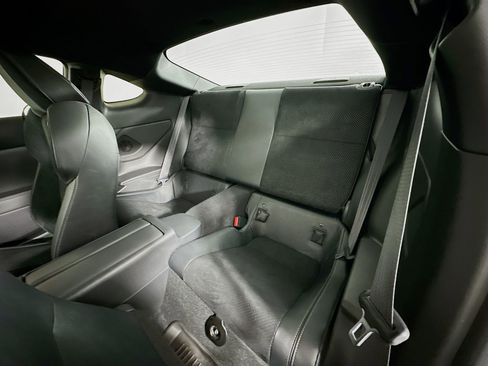 Used 2024 Toyota GR86 Premium RWD image 23