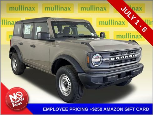 New 2026 Ford Bronco 4-Door AWD/4WD image 1