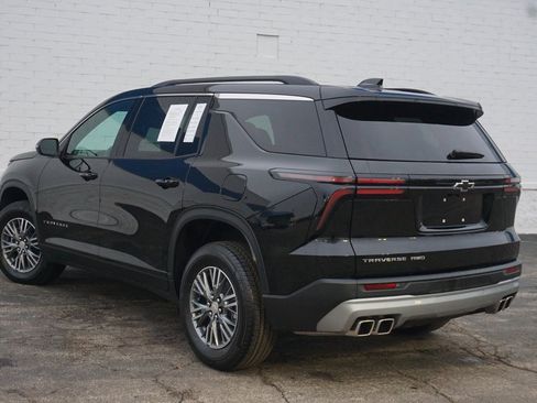 Used 2025 Chevrolet Traverse LT w/ LPO, Floor Liner Package image 7