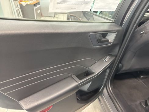 Used 2023 Ford Escape AWD image 53