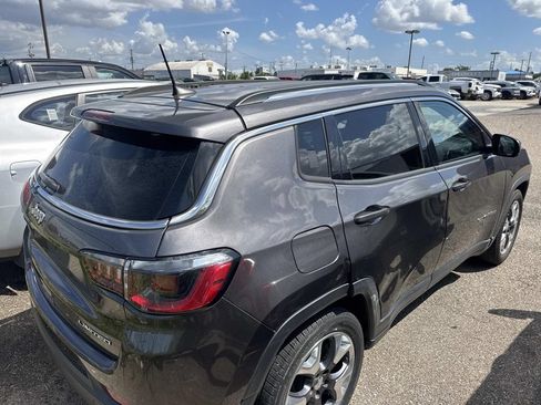 Used 2021 Jeep Compass Limited FWD image 11