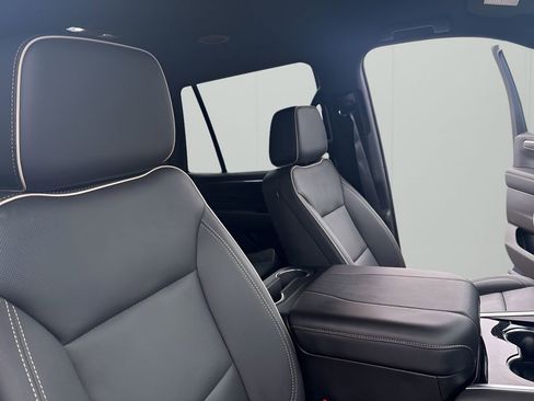 Used 2025 Chevrolet Tahoe Premier image 22