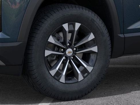 New 2026 Chevrolet Equinox LT w/ Convenience Package II image 9