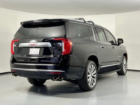 Used 2021 GMC Yukon XL Denali image 7