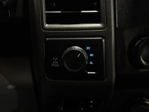 Used 2022 Ford F250 XL w/ Power Equipment Group AWD/4WD image 26