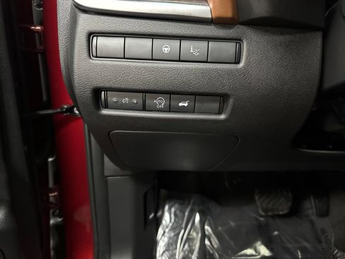 Used 2026 Nissan Rogue Platinum w/ Platinum Premium Package AWD/4WD image 34