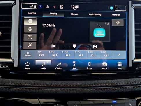 New 2026 Chrysler Pacifica Pinnacle image 11