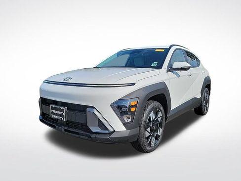 Used 2024 Hyundai Kona SEL AWD/4WD image 1