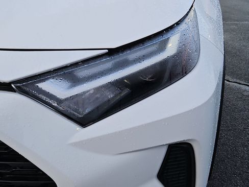 Used 2025 Toyota RAV4 XLE image 13