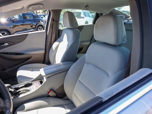 Used 2024 Chevrolet Malibu LT image 15