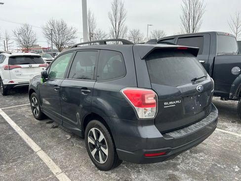 Used 2018 Subaru Forester 2.5i Premium w/ All-Weather Package image 4